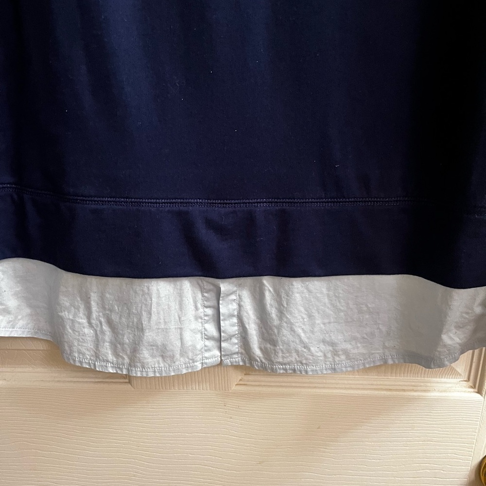 Liz Claiborne~Navy ~Blue Long Sleeve Top with  light blue Layer~Lg - Picture 8 of 9